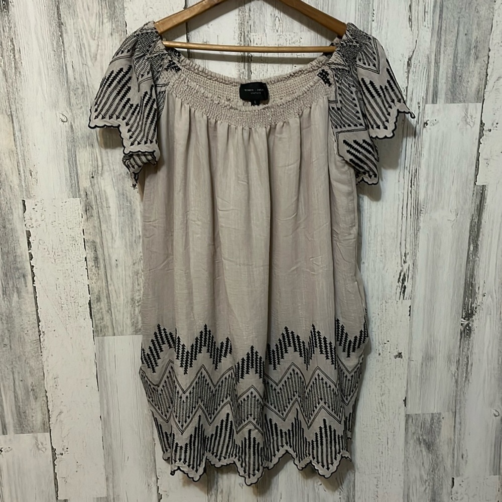 Women's Boho Embroidered Off-Shoulder Top